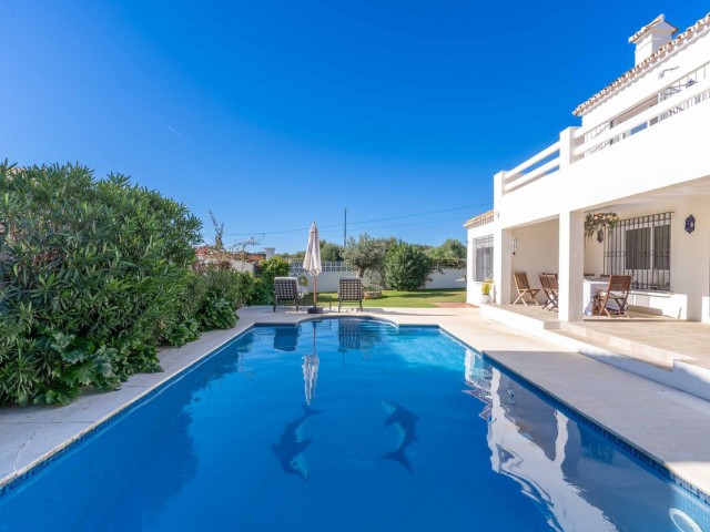 4 Bedrooms Villa in San Pedro de Alcántara