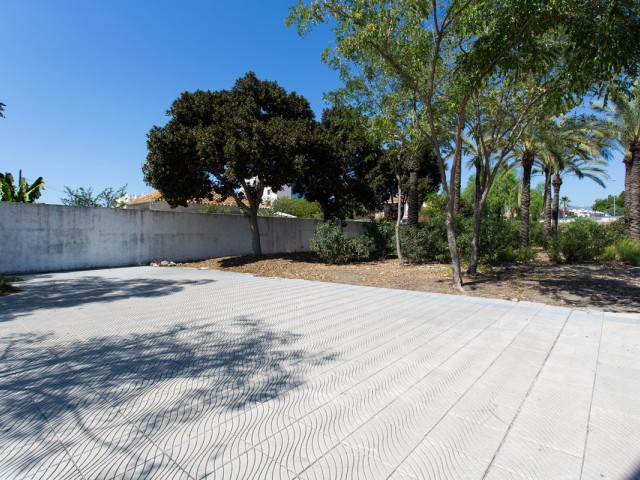 Commercial in San Pedro de Alcántara