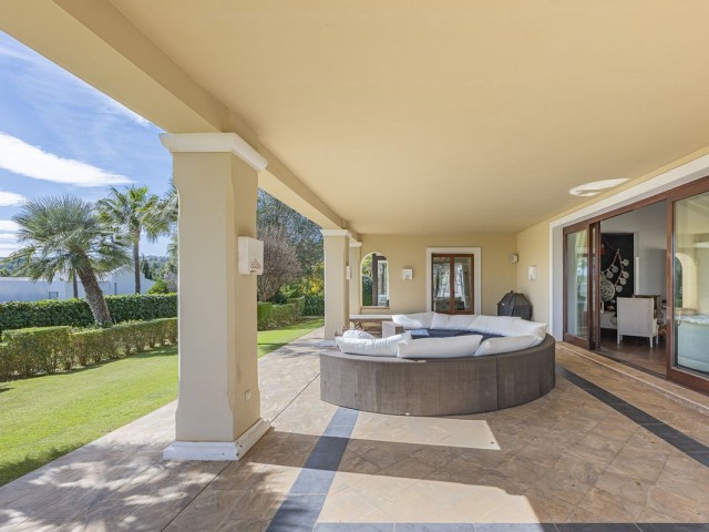 Villa con 5 Dormitorios  en Sotogrande