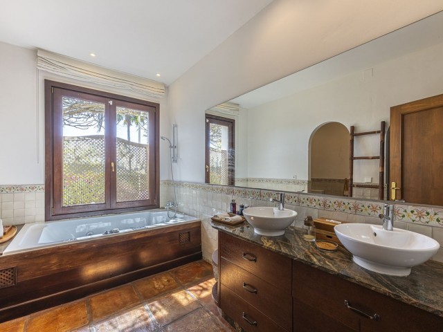 Villa con 5 Dormitorios  en Sotogrande