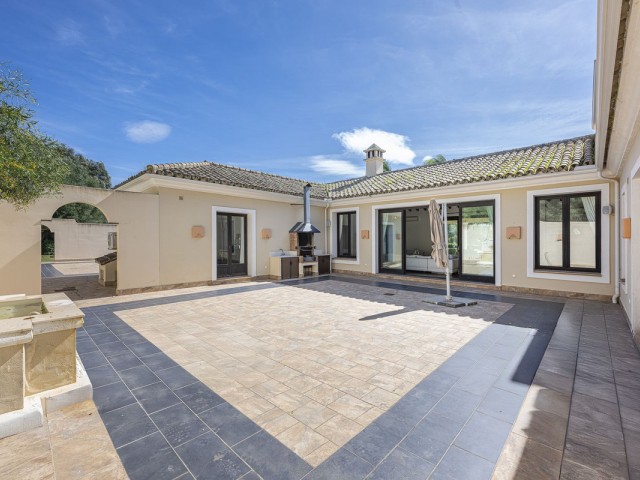 5 Makuuhuoneen Huvila Sotogrande