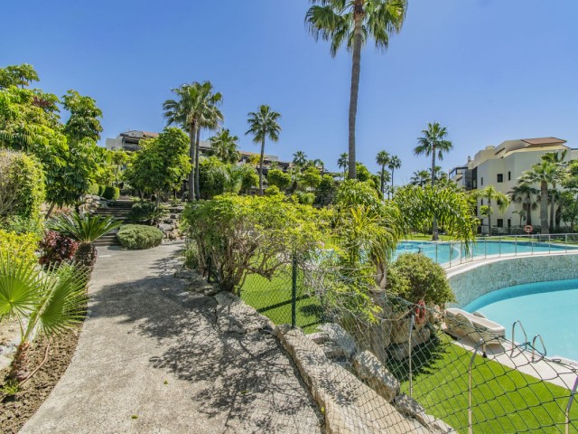 Apartamento, Los Flamingos, R4965817