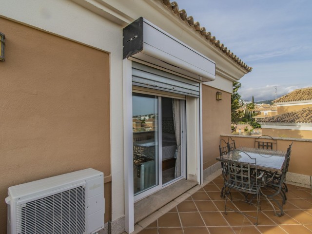 Villa con 3 Dormitorios  en Santa Clara