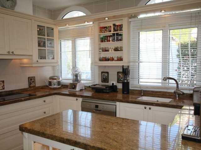 10 Bedrooms Villa in Riviera del Sol