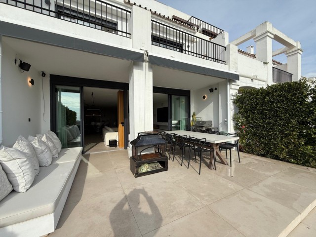 4 Bedrooms Townhouse in Benahavís
