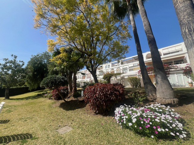 4 Bedrooms Townhouse in Benahavís