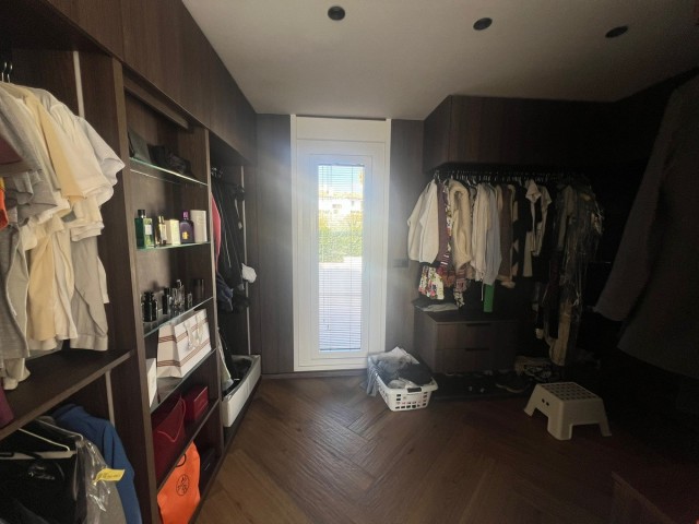 4 Schlafzimmer Reihenhaus in Benahavís