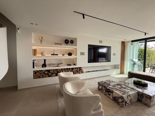 4 Schlafzimmer Reihenhaus in Benahavís