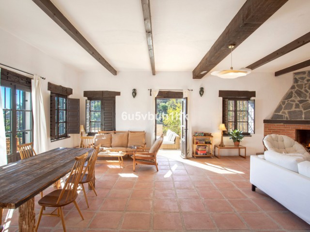 2 Slaapkamer Villa in Málaga