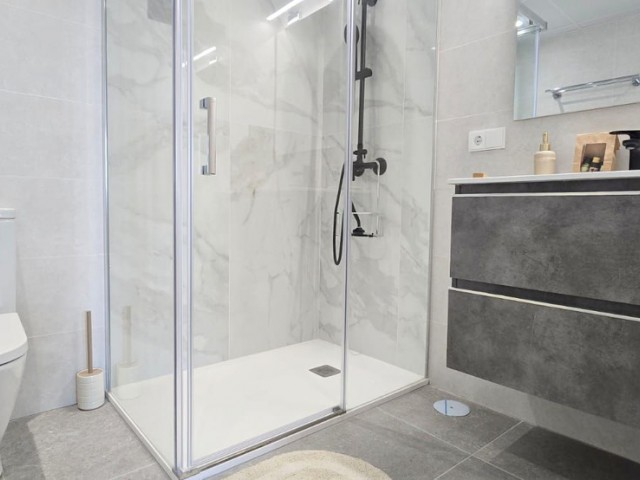 Ático con 2 Dormitorios  en Torremolinos