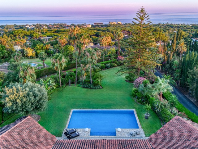 4 Bedrooms Villa in Hacienda Las Chapas