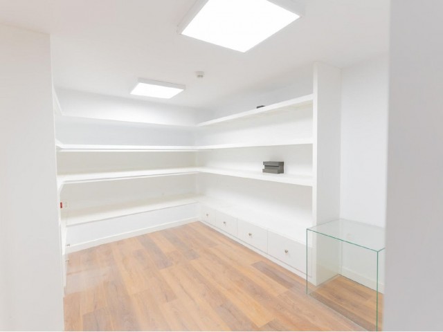 Commercial in Málaga Centro