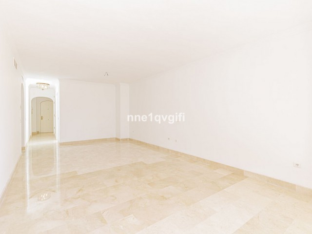 Apartment, Elviria, R4979833