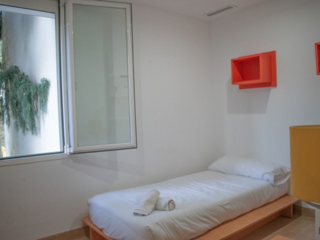 Apartamento con 3 Dormitorios  en Río Real