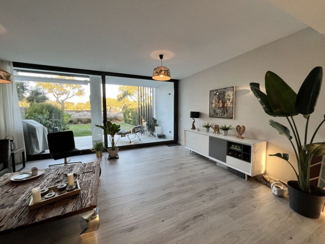 3 Makuuhuoneen Rivitalo San Roque Club