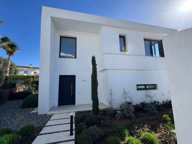 4 Schlafzimmer Villa in Fuengirola