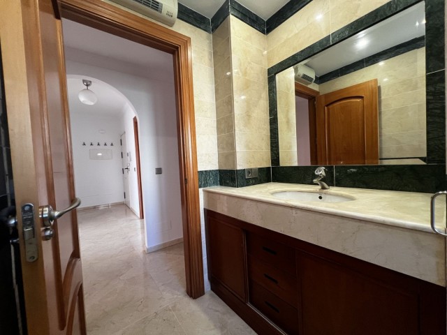 Apartamento con 3 Dormitorios  en La Cala Hills