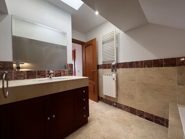 Apartamento con 3 Dormitorios  en La Cala Hills