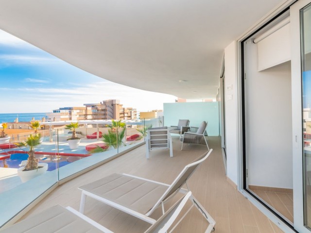 Apartamento con 2 Dormitorios  en Carvajal