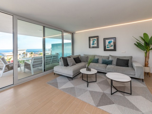 Apartamento con 2 Dormitorios  en Carvajal