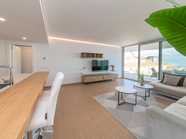 Apartamento con 2 Dormitorios  en Carvajal