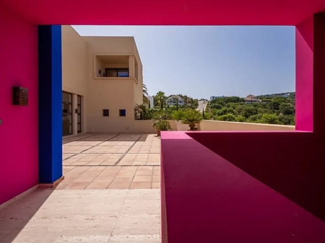 5 Bedrooms Villa in Sotogrande Alto