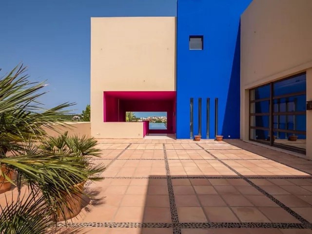 5 Bedrooms Villa in Sotogrande Alto