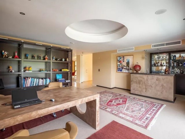 5 Bedrooms Villa in Sotogrande Alto