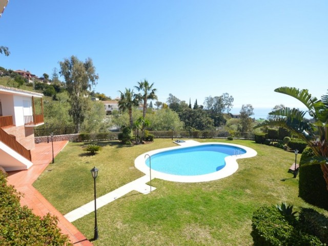 7 Bedrooms Villa in Benalmadena