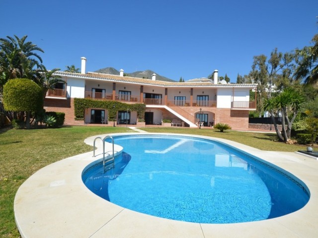 Villa Benalmadena - R4710088