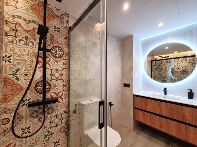 Apartamento, Estepona, R4980601