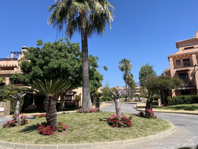 Apartamento con 3 Dormitorios  en Hacienda del Sol