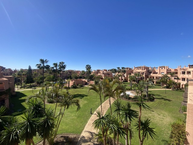 Apartamento con 3 Dormitorios  en Hacienda del Sol