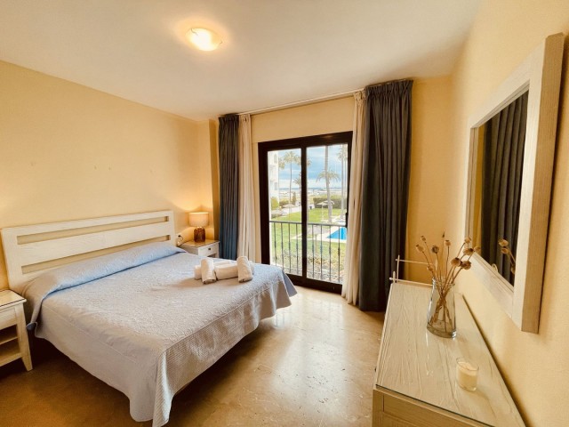 2 Bedrooms Apartment in La Duquesa