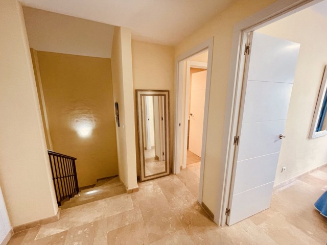 2 Bedrooms Apartment in La Duquesa