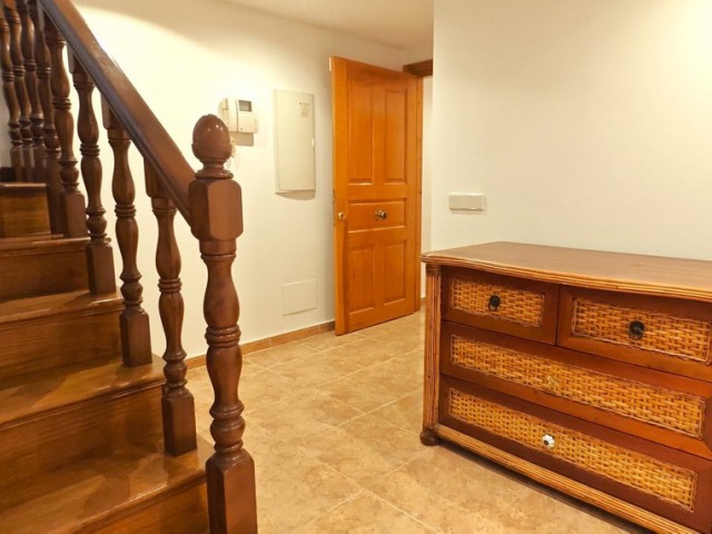 Apartamento con 2 Dormitorios  en Benalmadena Costa