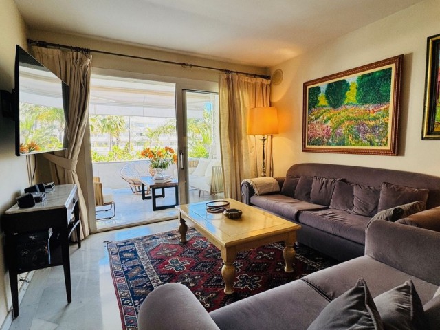 3 Bedrooms Apartment in Puerto Banús