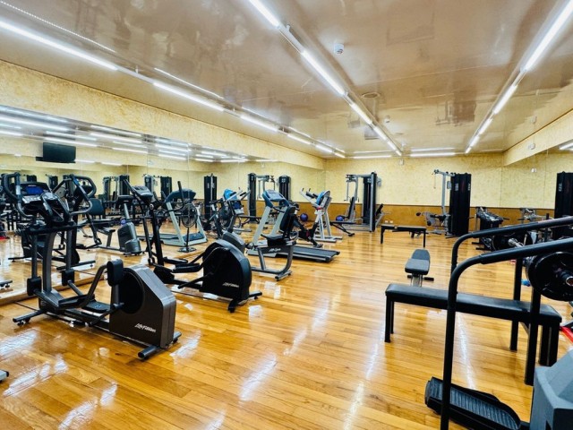 3 Bedrooms Apartment in Puerto Banús