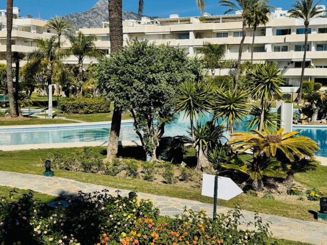 3 Bedrooms Apartment in Puerto Banús