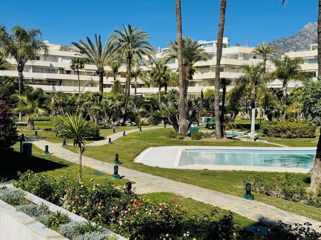 3 Bedrooms Apartment in Puerto Banús