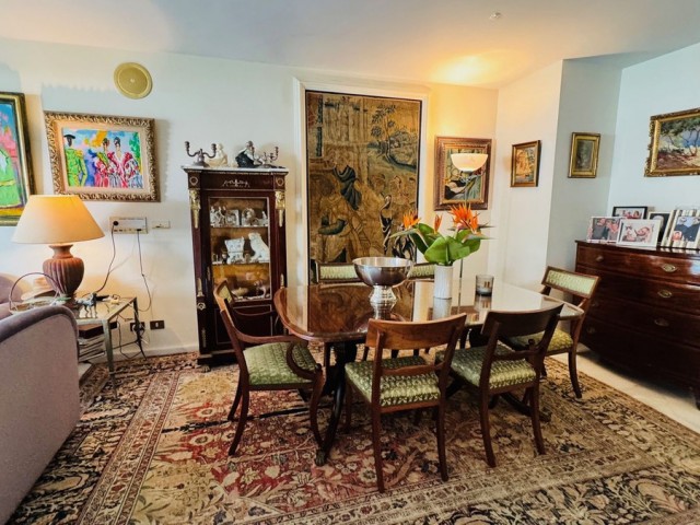 3 Bedrooms Apartment in Puerto Banús