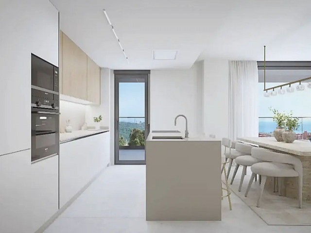 2 Bedrooms Apartment in Estepona