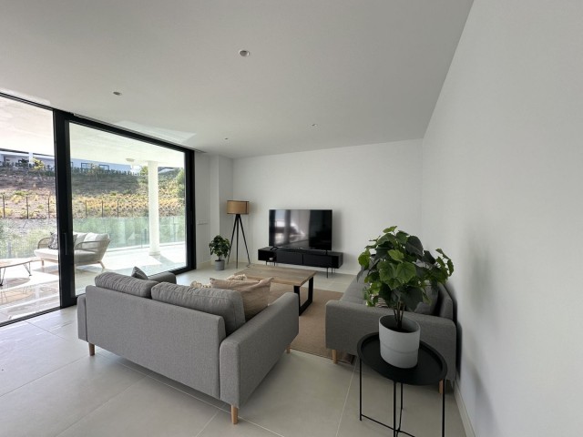 3 Bedrooms Apartment in Fuengirola