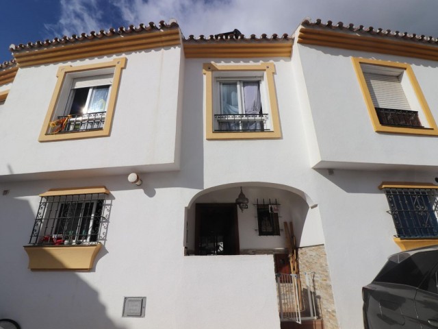 3 Bedrooms Townhouse in Marbella