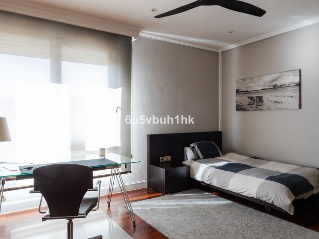 6 Bedrooms Villa in Málaga