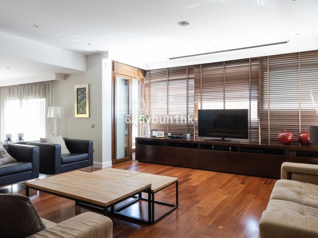 Villa avec 6 Chambres  à Málaga