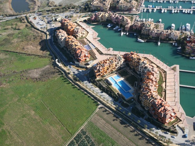 Commercieel in Sotogrande Costa