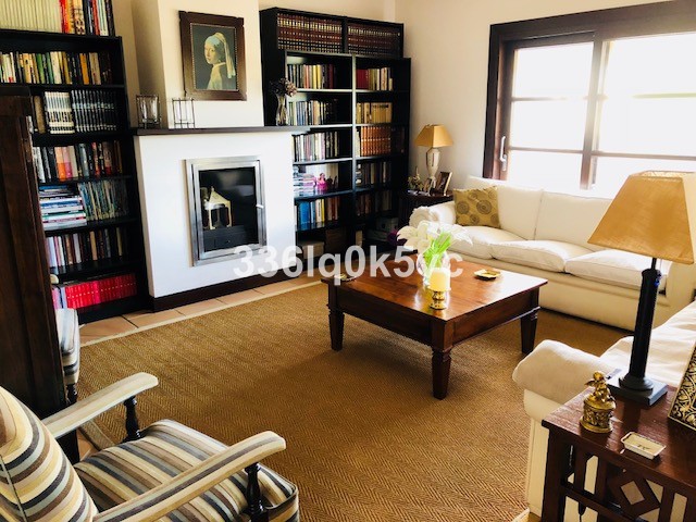 4 Soveroms Rekkehus i Benahavís