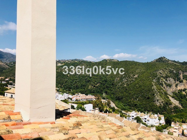 4 Soveroms Rekkehus i Benahavís