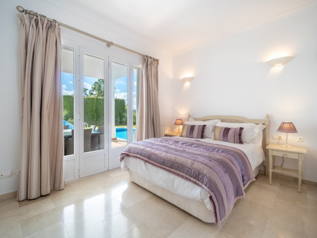 4 Schlafzimmer Villa in Istán